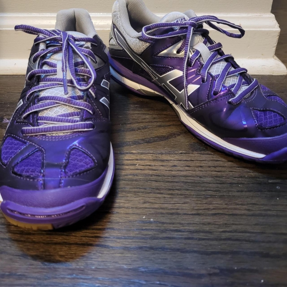ASICS size 6 1/2, purple&silver